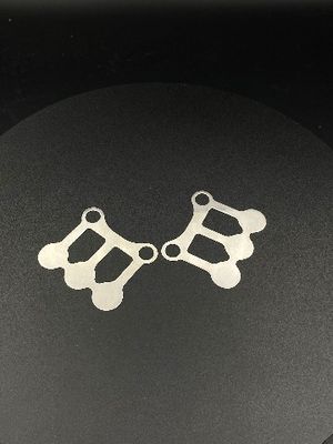La fábrica modifica las placas de acero inoxidables de la válvula para requisitos particulares según la placa de la válvula de los dibujos del cliente